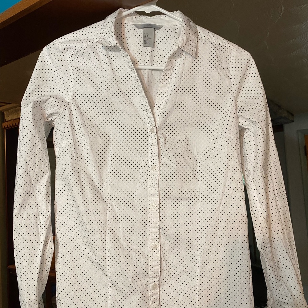 H&M White and Black Polka Dot Blouse